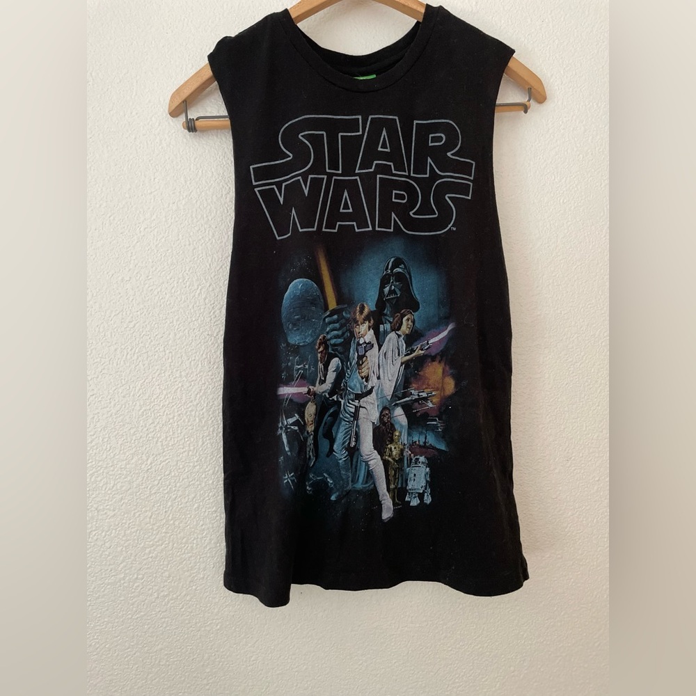 Star Wars sleeveless graphic tee